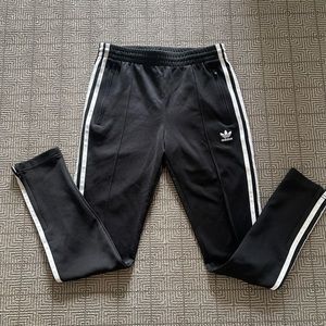 Adidas Black womens sweatpants. Size xs